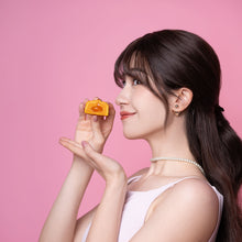 將圖片載入圖庫檢視器 花玥流心手工月餅四式雜錦禮盒裝 - 8粒 (經典奶黃、陳皮奶黃、開心果榛子、海鹽焦糖生榨椰子拿鐵)