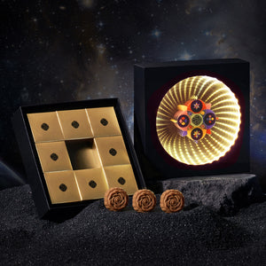 Lune de Blossom "Starry Moon Night Lava Mooncake Gift Box" - 8pcs (Tangerine Peel Custard,Coconut Latte,Classic Custard or Caramel Coffee, Classic Custard, Melon Cheese) 